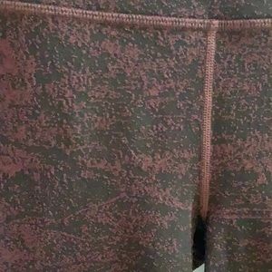 Black /burgundy leggings